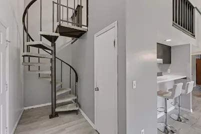 1030 Bellepointe Commons, Bellevue, KY 41073 - Photo 12