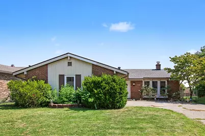 205 Merravay Drive, Florence, KY 41042 - Photo 2