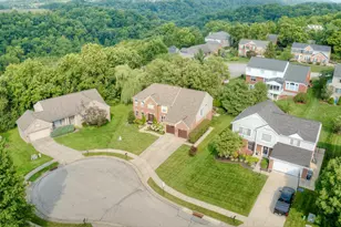 835 Crossings Dr, Crescent Springs, KY 41017 - Photo 2