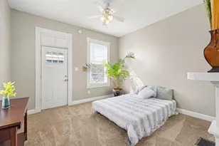 704 W 35th Street W, Covington, KY 41015 - Photo 6