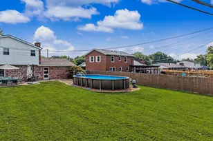 138 W Dilcrest Cir, Florence, KY 41042 - Photo 10