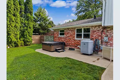 138 W Dilcrest Circle, Florence, KY 41042 - Photo 14