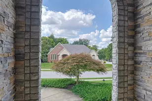 10725 Meadow Stable Ln, Union, KY 41091 - Photo 4