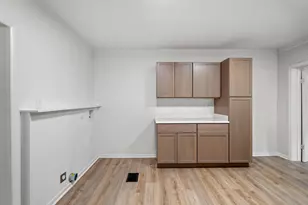 215 W 7th St, Newport, KY 41071 - Photo 12