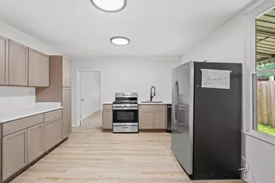 215 W 7th Street, Newport, KY 41071 - Photo 10