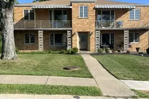 43 Holly Woods Dr, Fort Thomas, KY 41075 - Photo 2