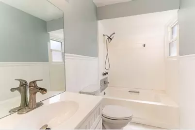 326 W 11th Street, Newport, KY 41071 - Photo 6
