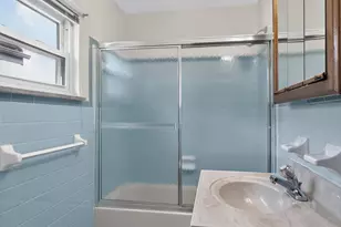 211 W 13th St, Newport, KY 41071 - Photo 12