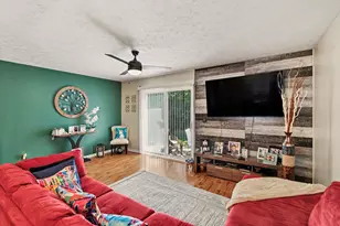 677 Stable Gate Ln, Florence, KY 41042 - Photo 4