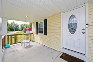 6127 Locust Rd, Latonia, KY 41015 - Photo 4