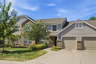 208 S Watchtower Dr, Wilder, KY 41076 - Photo 4