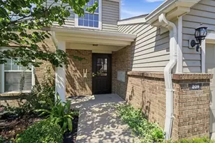 208 S Watchtower Dr, Wilder, KY 41076 - Photo 6