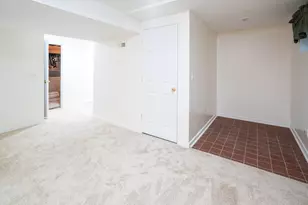 8442 Woodcreek Dr, Florence, KY 41042 - Photo 16