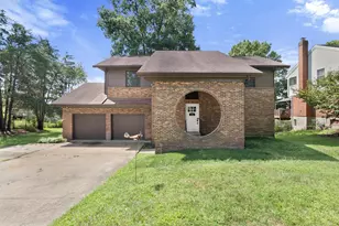 795 Elizabeth Dr, Florence, KY 41042 - Photo 1