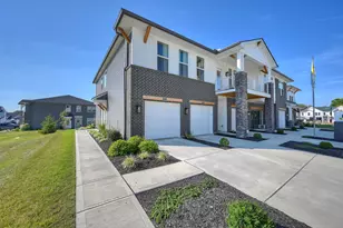 705 Somerset Blvd, Florence, KY 41042 - Photo 1