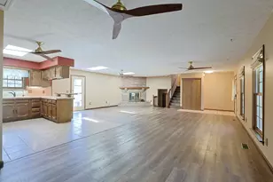 8822 Valley Cir Dr, Florence, KY 41042 - Photo 10
