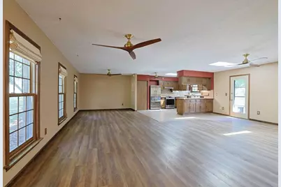 8822 Valley Circle Drive, Florence, KY 41042 - Photo 4