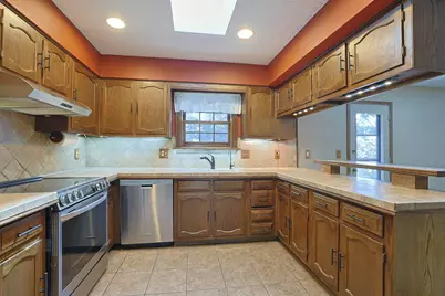 8822 Valley Circle Drive, Florence, KY 41042 - Photo 12