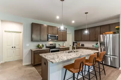 700 Streamside Drive #Upper, Alexandria, KY 41001 - Photo 4