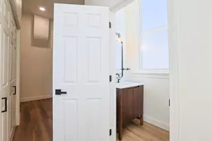 228 E 10th St, Newport, KY 41071 - Photo 34