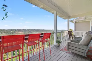 422 Riverpointe Dr, Dayton, KY 41074 - Photo 1