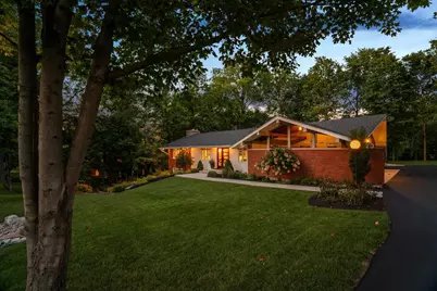 140 Rossmoyne Drive, Crestview Hills, KY 41017 - Photo 2