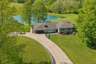 762 W Miller Rd, Alexandria, KY 41001 - Photo 2