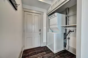 519 Greenup St, Covington, KY 41011 - Photo 6
