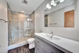 519 Greenup St, Covington, KY 41011 - Photo 14