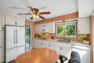 6851 Vantage Ct, Florence, KY 41042 - Photo 6