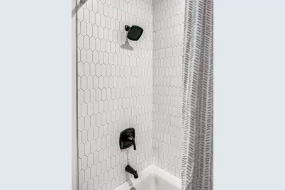599 Manhattan Boulevard #201, Dayton, KY 41074 - Photo 28