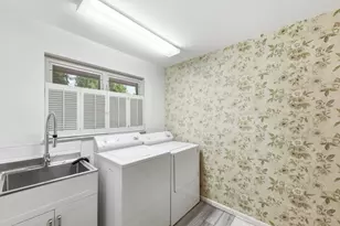 1953 Lawrence Dr, Fort Mitchell, KY 41011 - Photo 4