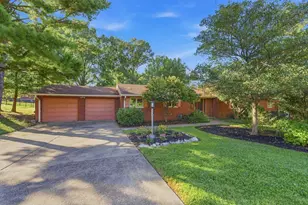 1953 Lawrence Dr, Fort Mitchell, KY 41011 - Photo 1