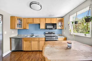 6194 Ridewood Ct, Burlington, KY 41005 - Photo 8