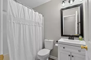868 Virginiabradford Ct, Elsmere, KY 41018 - Photo 12