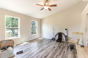 82 High St, Walton, KY 41094 - Photo 4