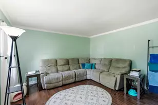 8599 Winthrop Cir, Florence, KY 41042 - Photo 4