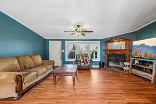 80 Clifford Ln, Jonesville, KY 41052 - Photo 2