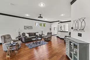 2583 St Charles Cir, Union, KY 41091 - Photo 4