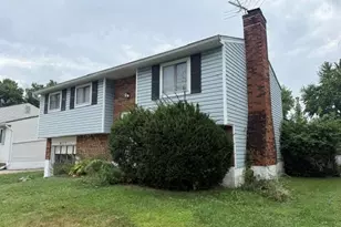 6117 Spicewood Ave, Florence, KY 41042 - Photo 2