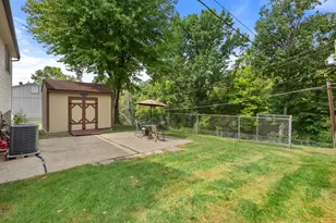 8 Crystal Lake Dr, Covington, KY 41017 - Photo 24