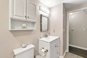 8 Crystal Lake Dr, Covington, KY 41017 - Photo 20