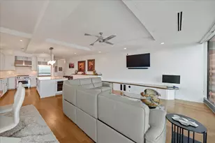 1 Roebling Wy, Covington, KY 41011 - Photo 12