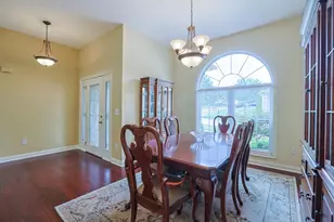 28 N Dilcrest Cir, Florence, KY 41042 - Photo 12