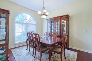 28 N Dilcrest Cir, Florence, KY 41042 - Photo 10