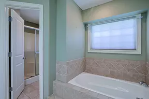 28 N Dilcrest Cir, Florence, KY 41042 - Photo 26