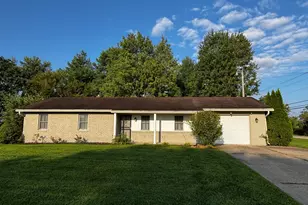 10 Ellen Kay Dr, Dry Ridge, KY 41035 - Photo 1