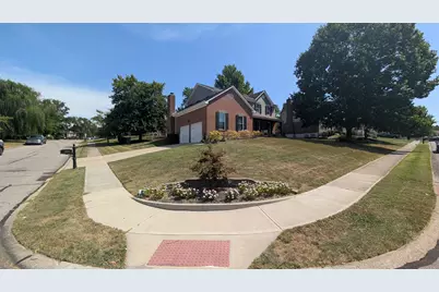 10530 Cheshire Ridge Drive, Florence, KY 41042 - Photo 2