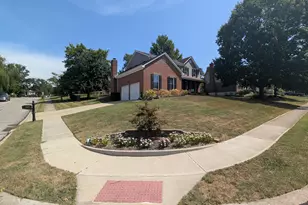 10530 Cheshire Ridge Dr, Florence, KY 41042 - Photo 2