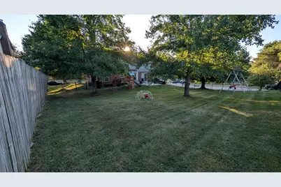 10530 Cheshire Ridge Drive, Florence, KY 41042 - Photo 4